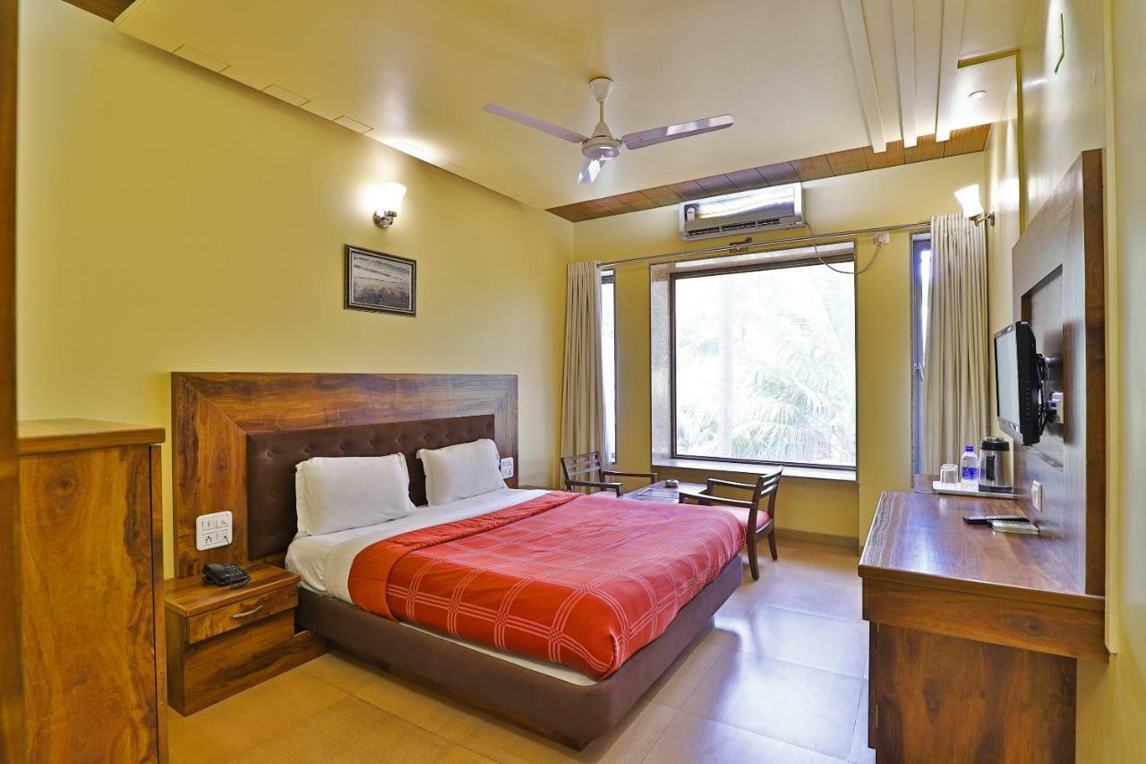 Palette - Hotel Ocean Inn Daman Esterno foto